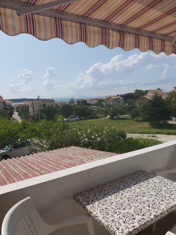 Apartments Slavica ラブ エクステリア 写真